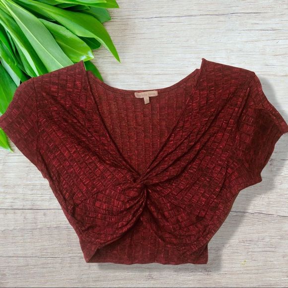 5for$15! ❤️ twisted knot crop top - Picture 1 of 6